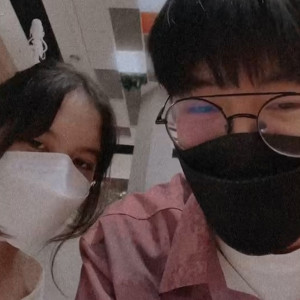 Dengarkan lagu My Valentine nyanyian SixthyP dengan lirik