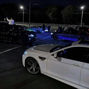 Dengarkan Angetenar lagu dari 7evens dengan lirik