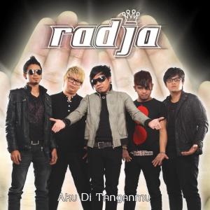 收听Radja的Cinta Bukan Mainan歌词歌曲