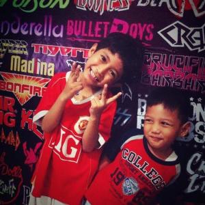 Album Ingin Jadi Rockstar from Agoes Tan MADINA