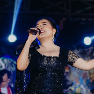 Listen to Ue Nindu Min song with lyrics from Averiana Barus
