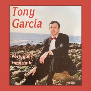 Emigrante Português dari Tony Garcia