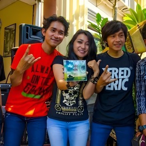 Album Tak Terbatas Waktu from D'Fams Band