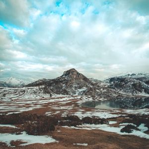 Listen to Comfortable song with lyrics from Relaxing Music
