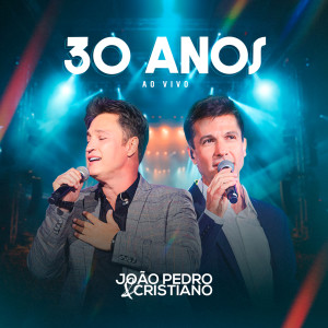 Listen to Frente Fria (30 Anos, Ao Vivo) song with lyrics from João Pedro e Cristiano