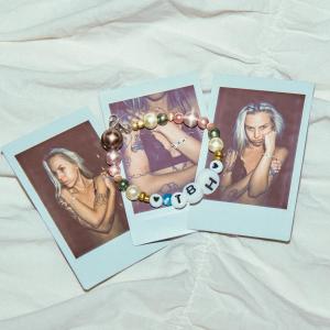ดาวน์โหลดและฟังเพลง tbh (feat. Harry Terrell) พร้อมเนื้อเพลงจาก posey la fleur