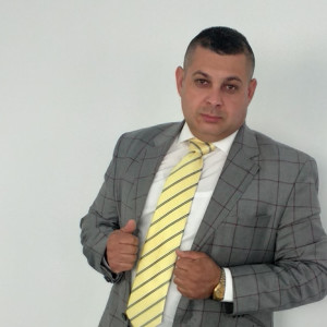 Listen to E Nunta Lu Fata Mea song with lyrics from Sarbu de la Valcea