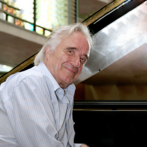 Joao Carlos Martins ดาวน์โหลดและฟังเพลงฮิตจาก Joao Carlos Martins