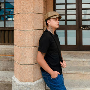 default playlist img