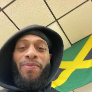 收聽Rude Boi的Mosque (Explicit)歌詞歌曲