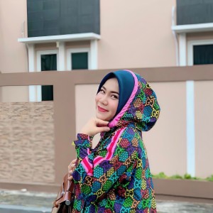 Dengarkan Rantau Panghalang Kasiah lagu dari Rayola dengan lirik