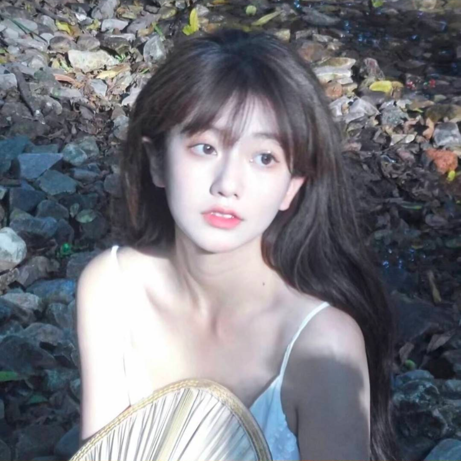 黄依婷