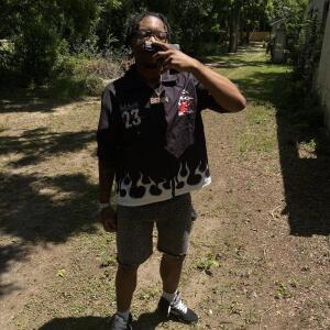 default playlist img