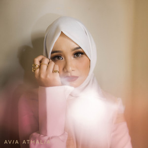 Album Terbangun from Avia Athalia