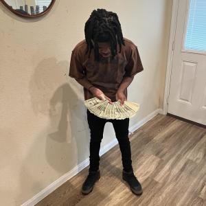 收聽Ducko的Check Ball (Explicit)歌詞歌曲