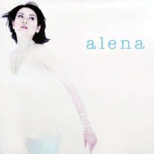 Dengarkan lagu Terngiang nyanyian Alena Wu dengan lirik