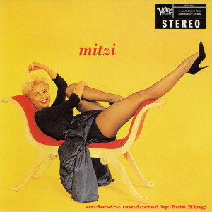 ดาวน์โหลดและฟังเพลง I Won't Dance พร้อมเนื้อเพลงจาก Mitzi Gaynor