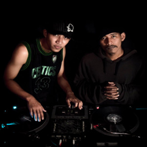 Listen to Tak-Tik-Fu song with lyrics from Fu-Klicks