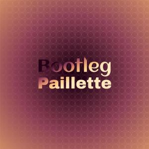 收听Marelle的Obnoxious Comedienne歌词歌曲