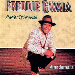 ดาวน์โหลดและฟังเพลง Udlala Nges'bhiamu พร้อมเนื้อเพลงจาก Freddie Gwala