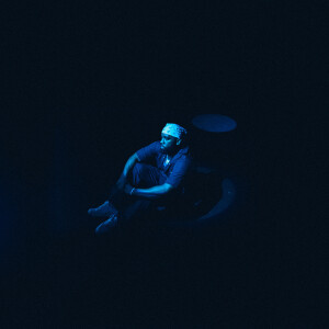 收聽REASON的Paralyzed_BLUE (Explicit)歌詞歌曲