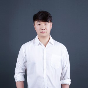 Listen to 借光 (完整版) song with lyrics from 陈宏伟