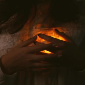 Listen to лучик света song with lyrics from Your Juliet