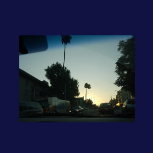 Dengarkan 1000 Miles (Explicit) lagu dari FUZZZY dengan lirik
