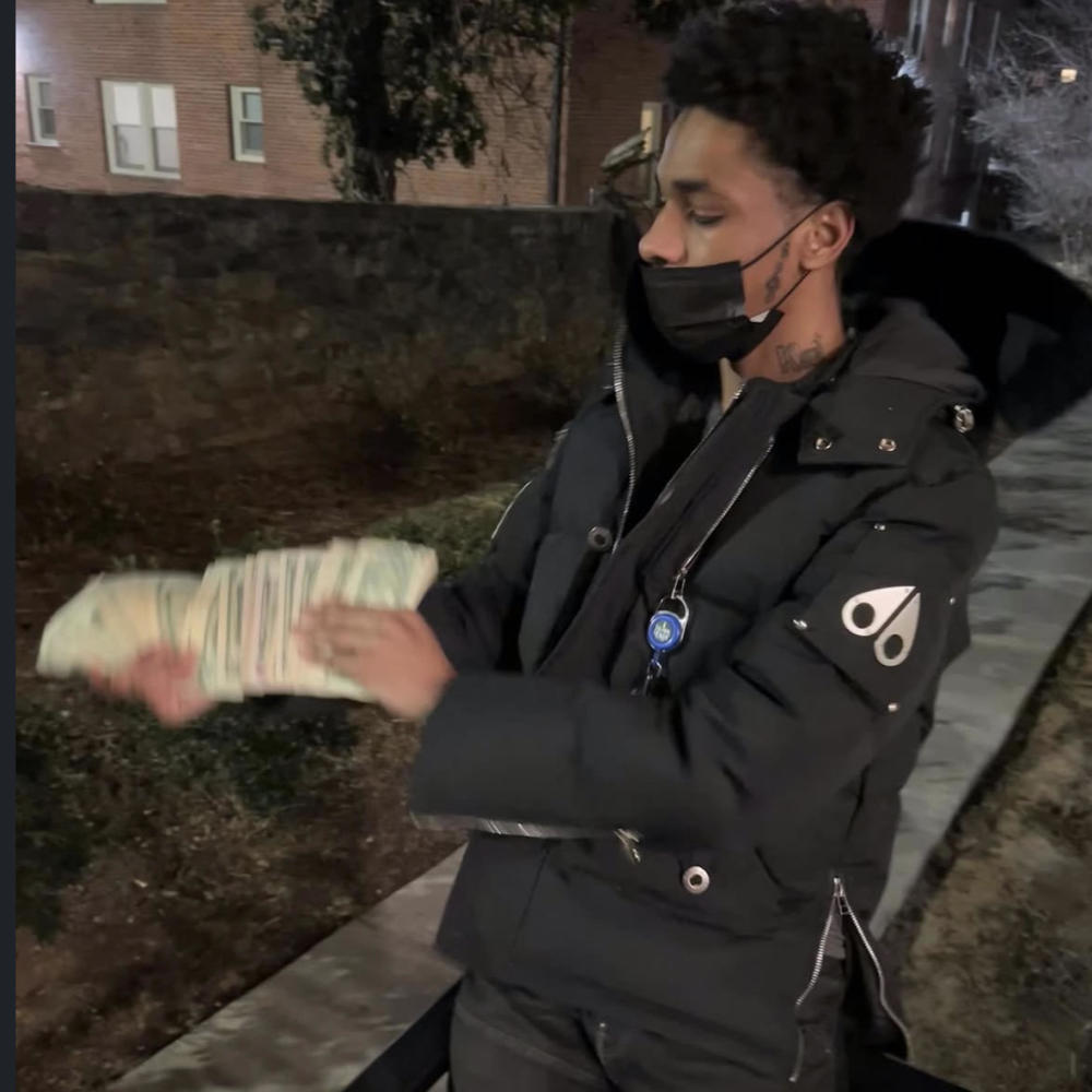 1 on 1 (feat. jamrx|Explicit)