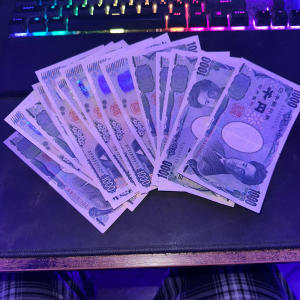 收聽niyu2k的6TEEN (Explicit)歌詞歌曲