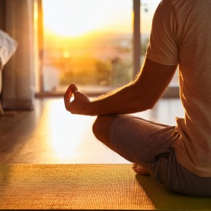 ดาวน์โหลดและฟังเพลง Un Equilibrio De Armonía De Meditación พร้อมเนื้อเพลงจาก Domingo de paz interior