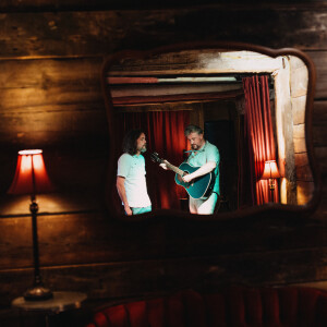 default playlist img