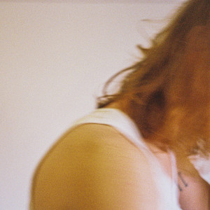 ดาวน์โหลดและฟังเพลง Nowhere To Run พร้อมเนื้อเพลงจาก MarthaGunn