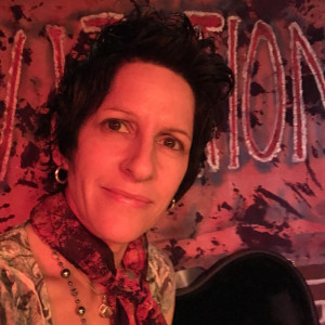 Listen to Link Up song with lyrics from Diane Rose Kelly