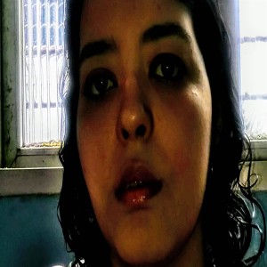 收聽Roberta Caroline的Acoustic歌詞歌曲