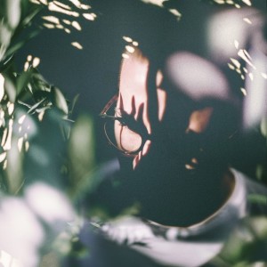 收聽Henry Green的Another Light歌詞歌曲