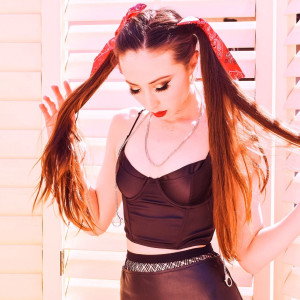 Listen to Move (Explicit) song with lyrics from Kristen Lei