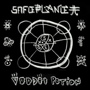 Safeplanet的專輯ทุกสิ่ง (Voodoo Potion)