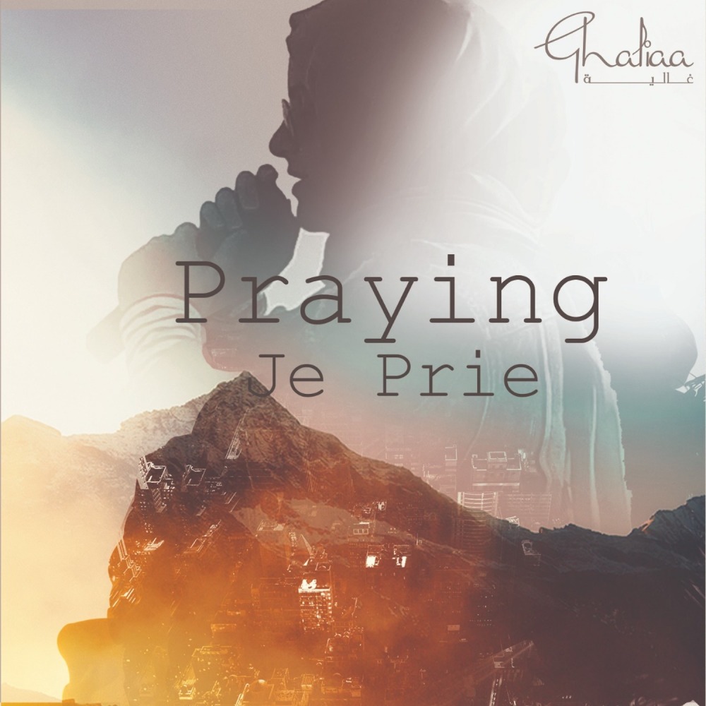 Praying / Je Prie