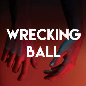 收听Sassydee的Wrecking Ball歌词歌曲