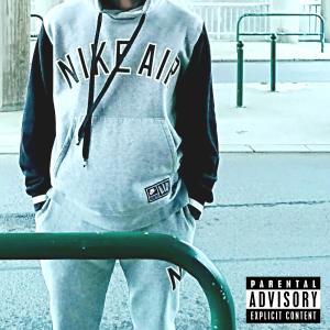 ดาวน์โหลดและฟังเพลง Tarpoin 06' (feat. B.A.T) (Remix) (Explicit) พร้อมเนื้อเพลงจาก CHÜÜK