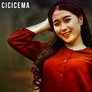 收听Cicicema的Rindu Berat歌词歌曲