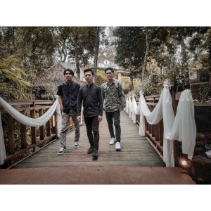 Dengarkan Takkan Ada Lagi lagu dari Maestro Band dengan lirik