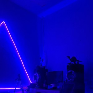Listen to Lonely Smooth song with lyrics from Boris