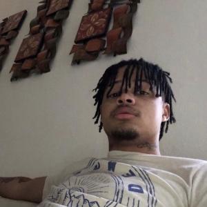 Album Addict (feat. Summrs & Dshyne!) (Explicit) from Vvs Yucky