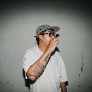 Listen to Yung Crookz (Remix) (Explicit) (Remix|Explicit) song with lyrics from Luckboi