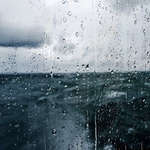 Dengarkan lagu Stan(雨天氛围版) nyanyian Knorr dengan lirik