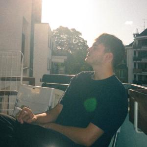 default playlist img