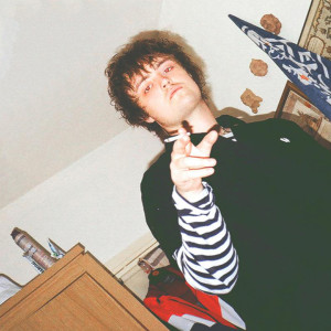 收听Arran George的How High Does the English Grass Grow歌词歌曲