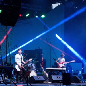 Dengarkan lagu Půjdeme spolu nyanyian LEON dengan lirik